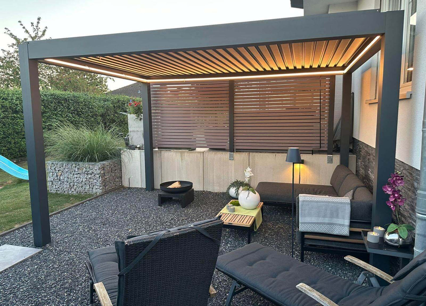 Bioklimatinė pergola ECO - rankinis valdymas